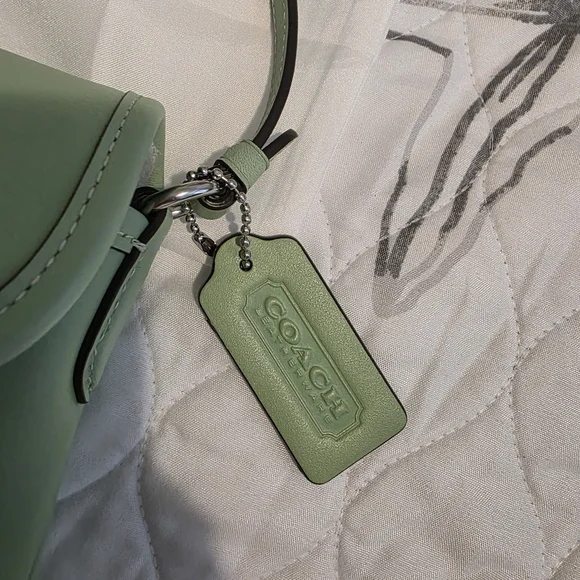 Coach Hampton Y2K Pistachio Leather Shoulder Bag - Picture 4 of 12